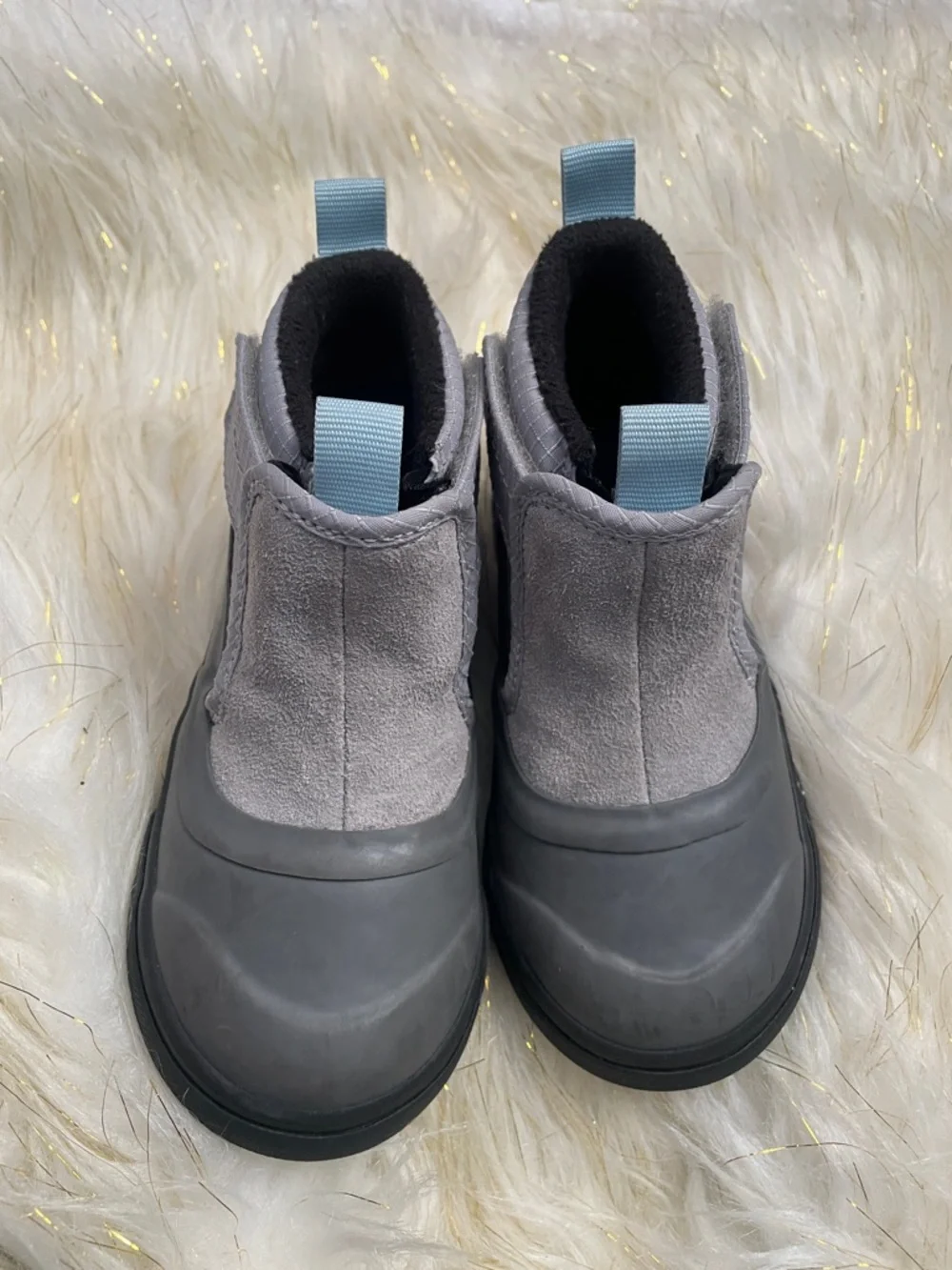Gray Suede & Rubber Ankle Boot with Light Blue Pull Tabs vans size 8 kids